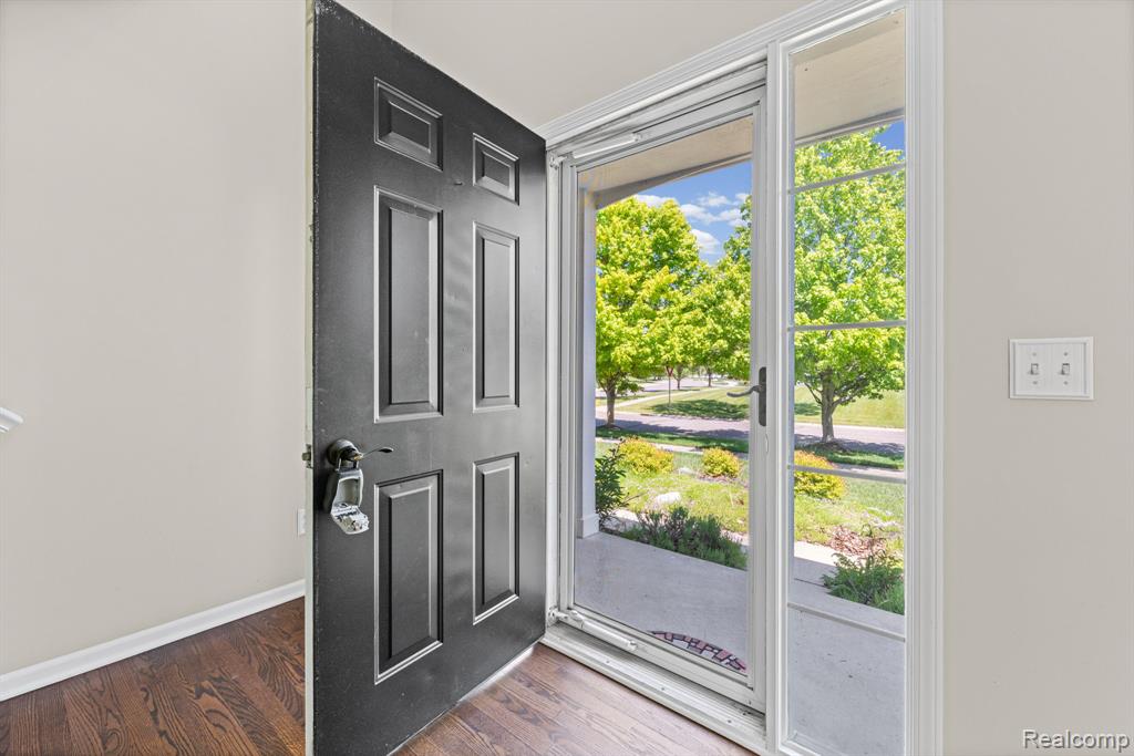 840 Cross Circle, Oxford, MI 48371 — Photo 15