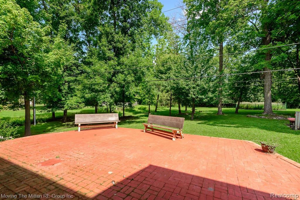 7181 MUERDALE, West Bloomfield, MI — Photo 40