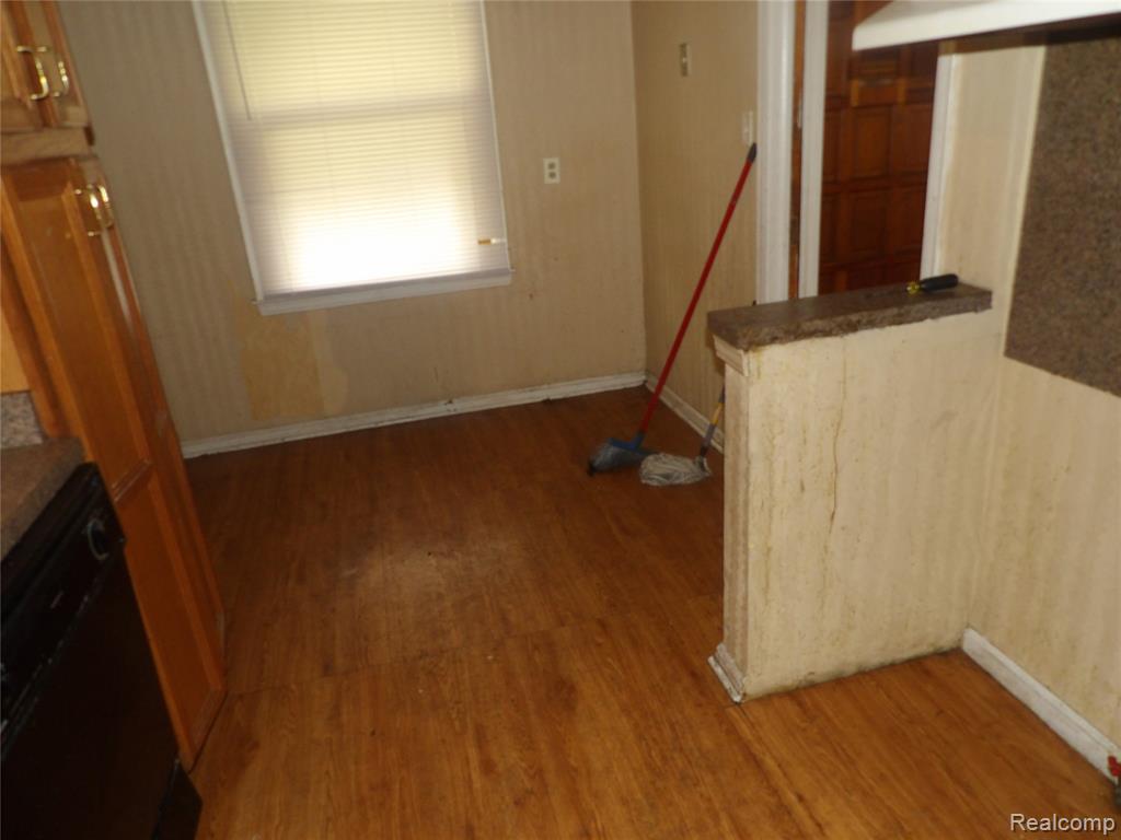 8235 Prest Street, Detroit, MI 48228 — Photo 12
