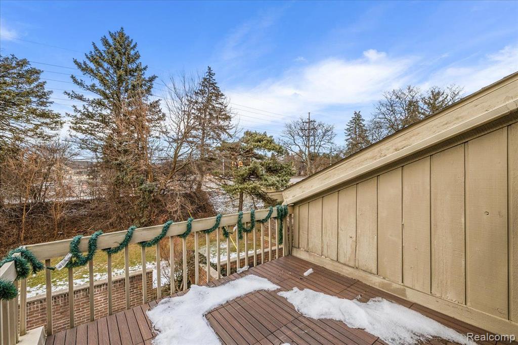 1570 S HILL Boulevard, Bloomfield Hills, MI 48304 — Photo 24
