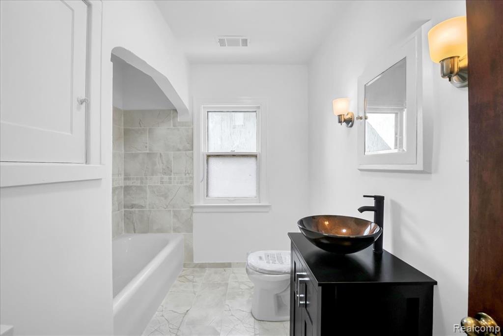 12725 Broadstreet Avenue, Detroit, MI 48238 — Photo 16