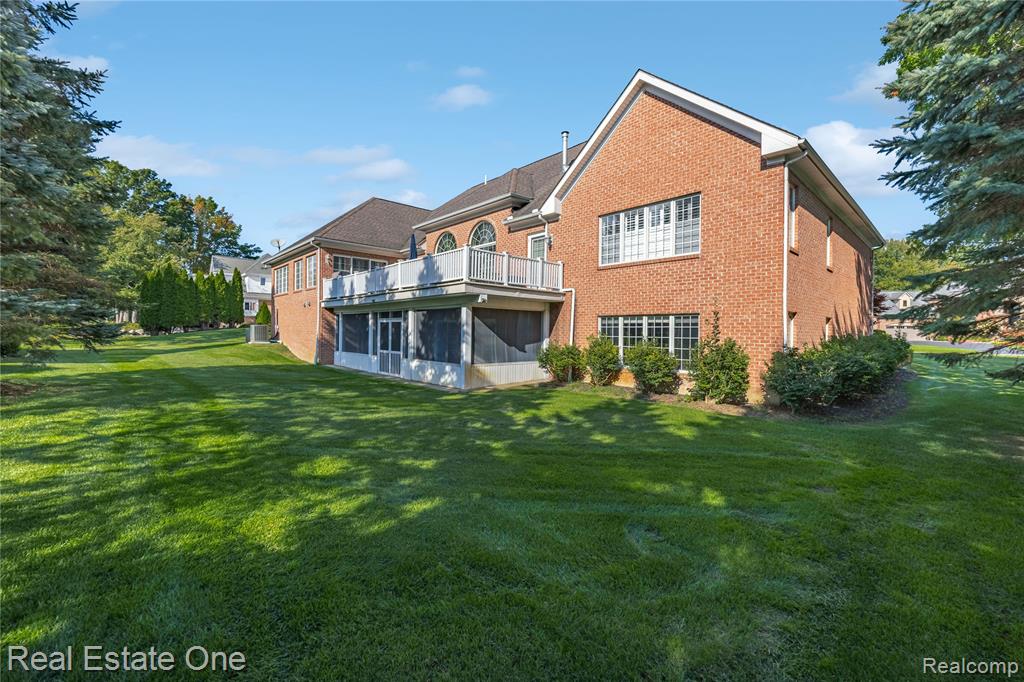 1937 Carsons Cove, Commerce Twp, MI 48390 — Photo 6