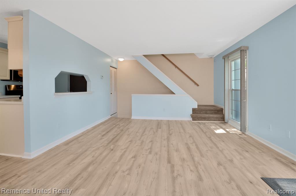 23715 Stonehenge Boulevard, Novi, MI — Photo 4