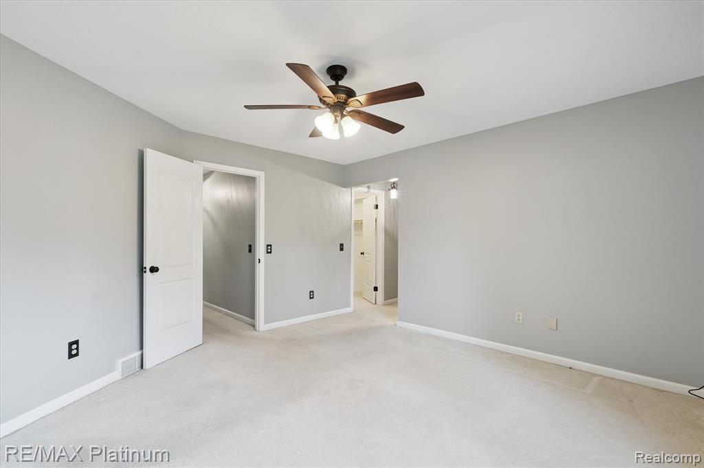 8230 Sawgrass Trail, Grand Blanc, MI 48439 — Photo 19