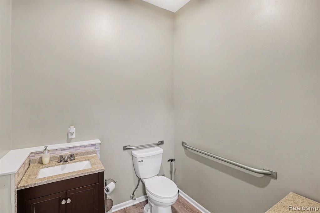 11225 S Saginaw Street, Grand Blanc, MI 48439 — Photo 9