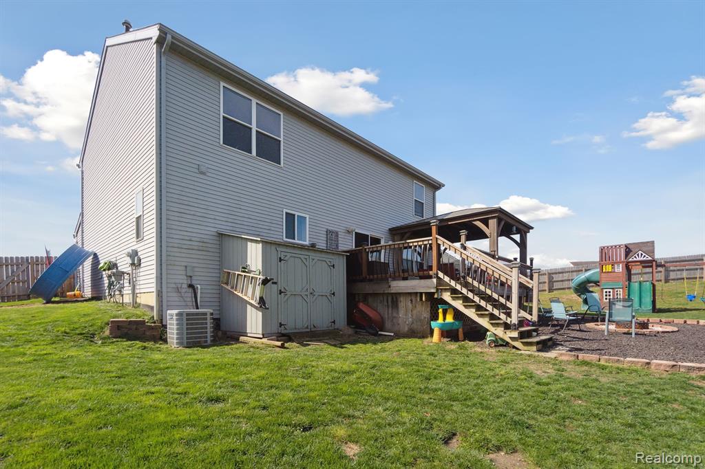 507 TANIA Trail, Linden, MI 48451 — Photo 39