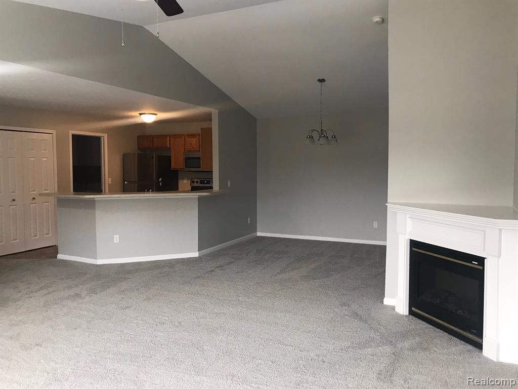 43915 Elm Drive, Sterling Heights, MI 48313 — Photo 7