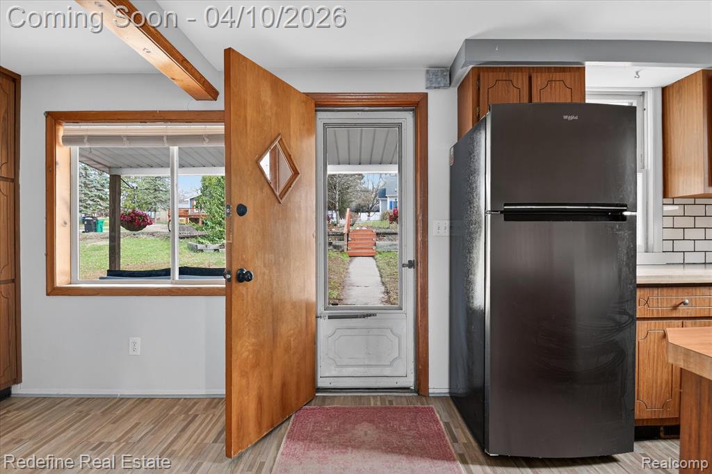636 Thompson Lake Avenue, Howell, MI 48843 — Photo 7
