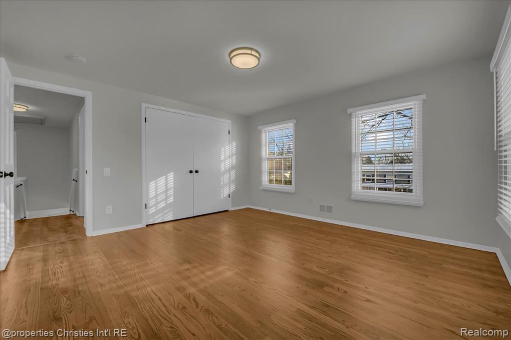 4970 Hardwoods Drive, West Bloomfield, MI 48323 — Photo 24