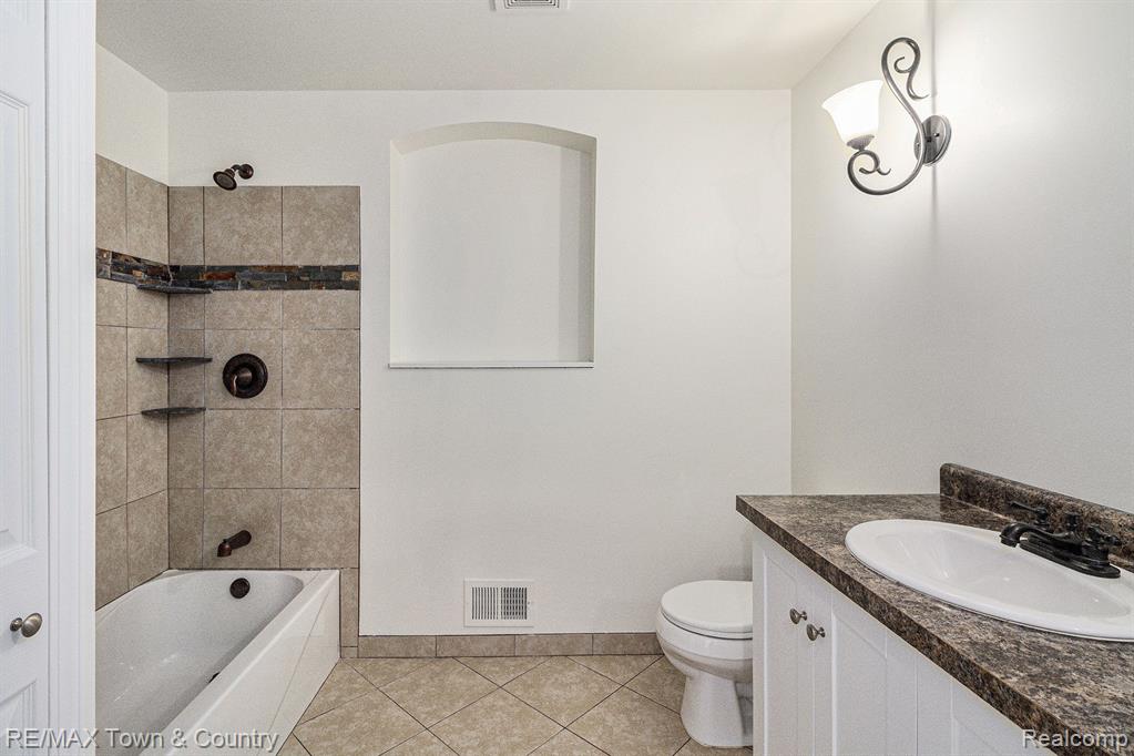 6479 E PIERSON Road, Flint, MI 48506 — Photo 19