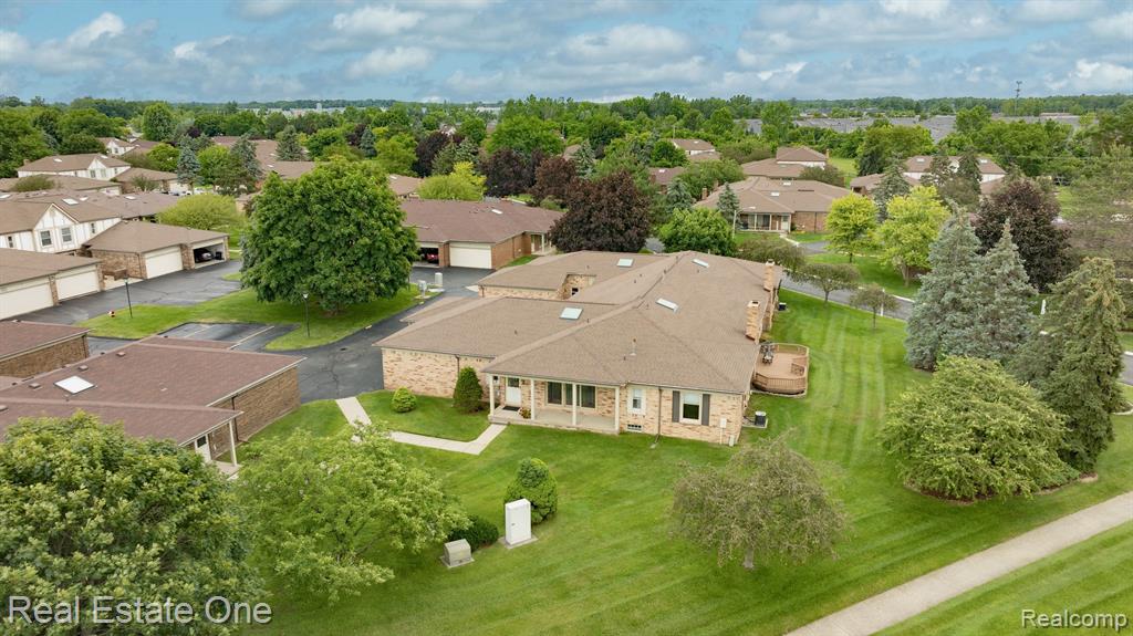 49139 FREEDOM Court, 4, Shelby Twp, MI 48315 — Photo 39