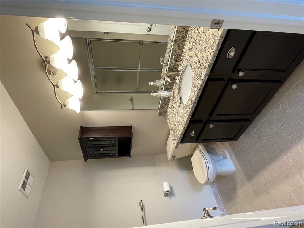 1852 Flagstone Circle, Rochester, MI 48307 — Photo 12