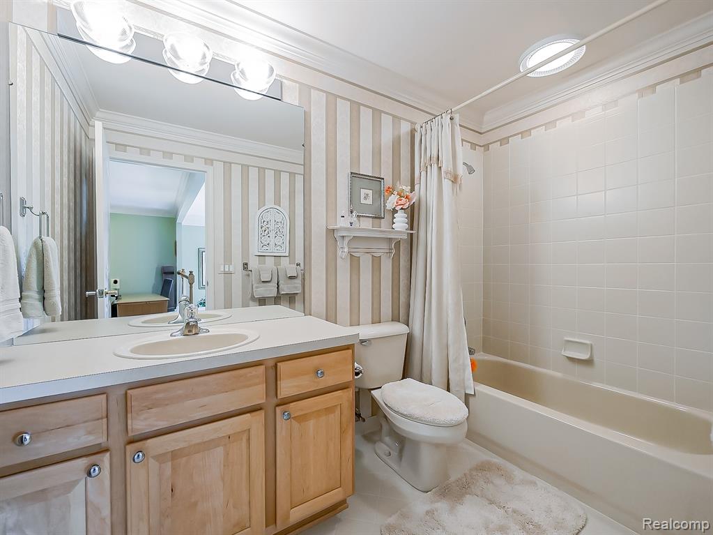 44415 Aspen Ridge Drive, Northville, MI 48168 — Photo 36