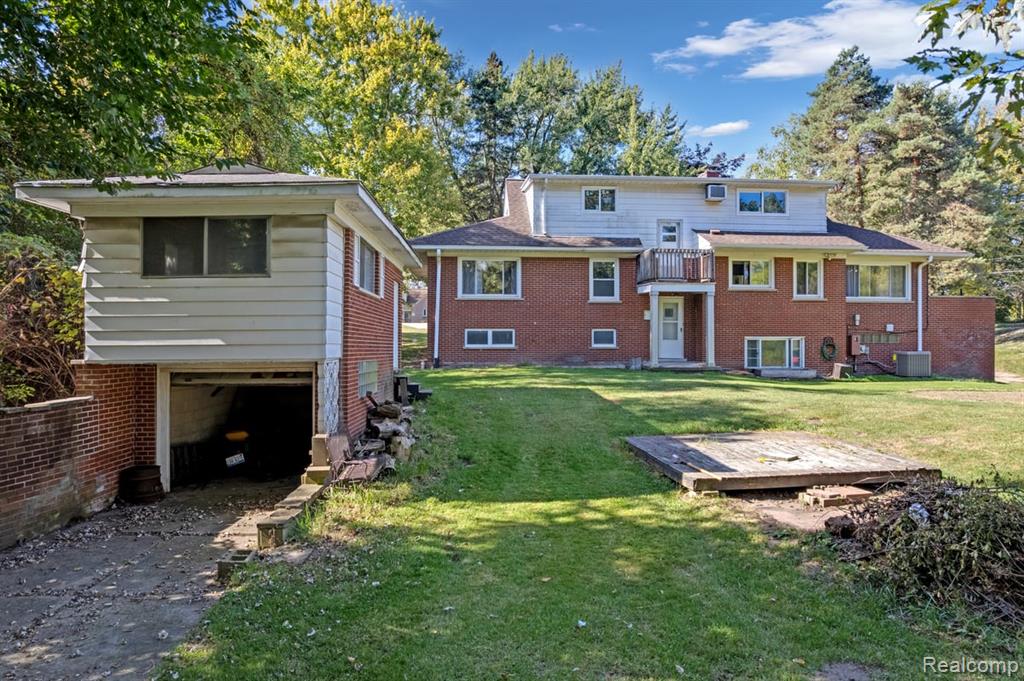 42790 Utica Road, Sterling Heights, MI 48314 — Photo 18