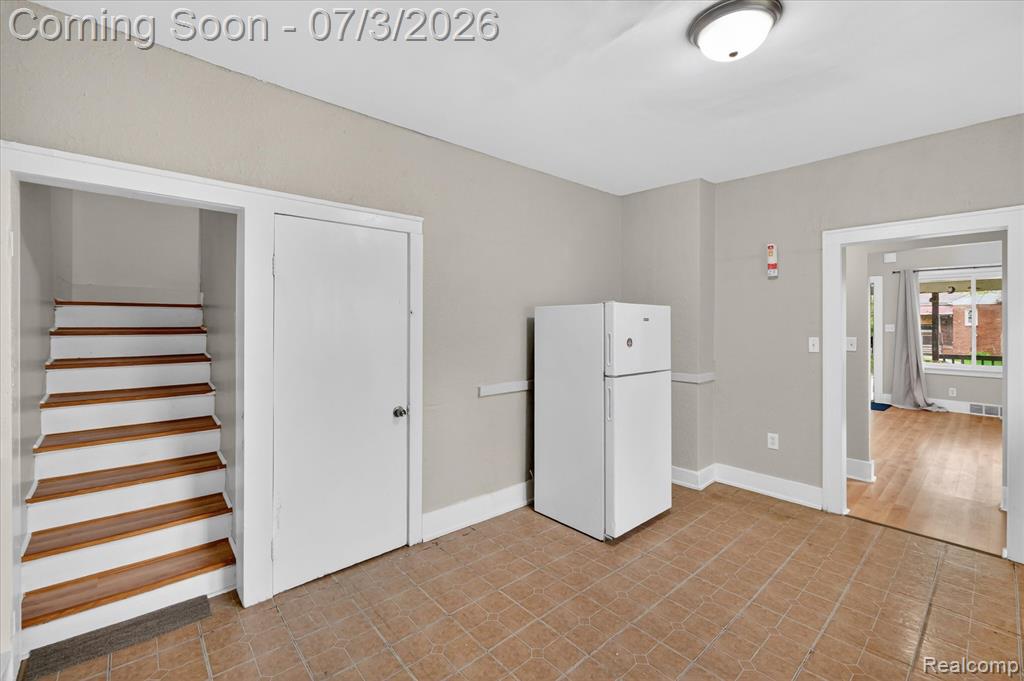 6881 Brace Street, Detroit, MI 48228 — Photo 15
