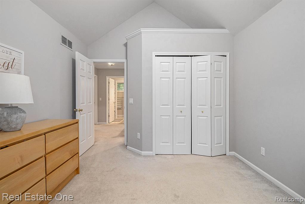 9832 Kingston Ridge, Clarkston, MI 48348 — Photo 28