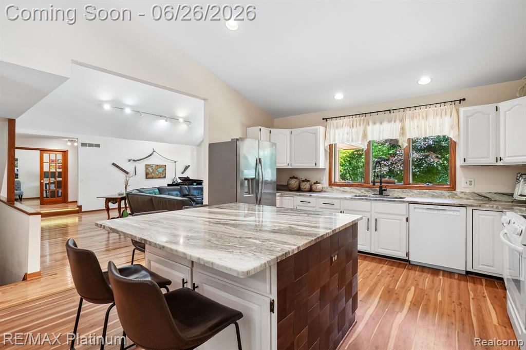 6100 Oak Valley Drive, Whitmore Lake, MI 48189 — Photo 4