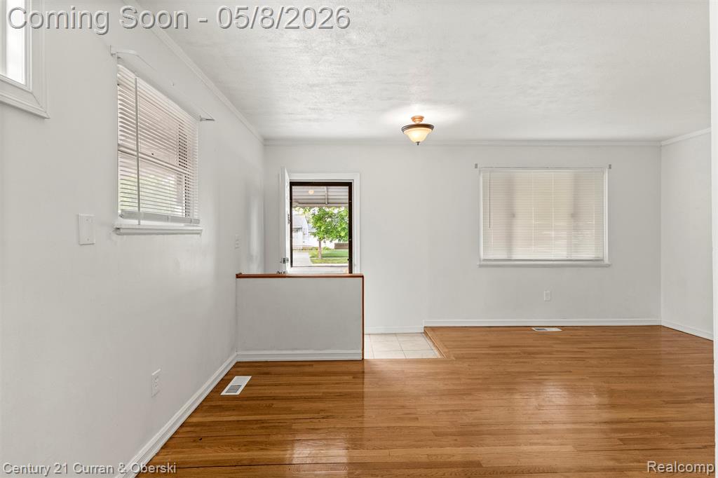 7609 Dudley Street, Taylor, MI 48180 — Photo 11