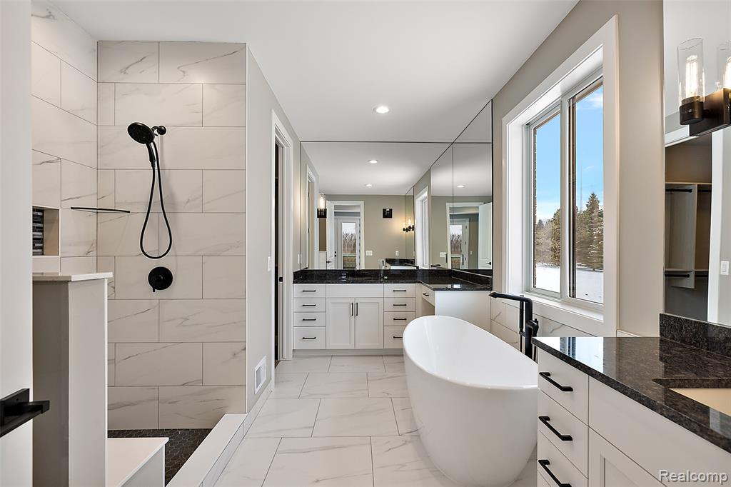 1 Pinery Court, Orion, MI 48362 — Photo 37