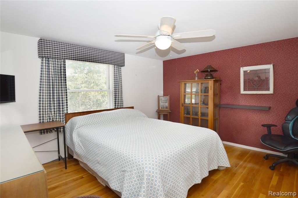 733 Highland Avenue, Clawson, MI — Photo 22