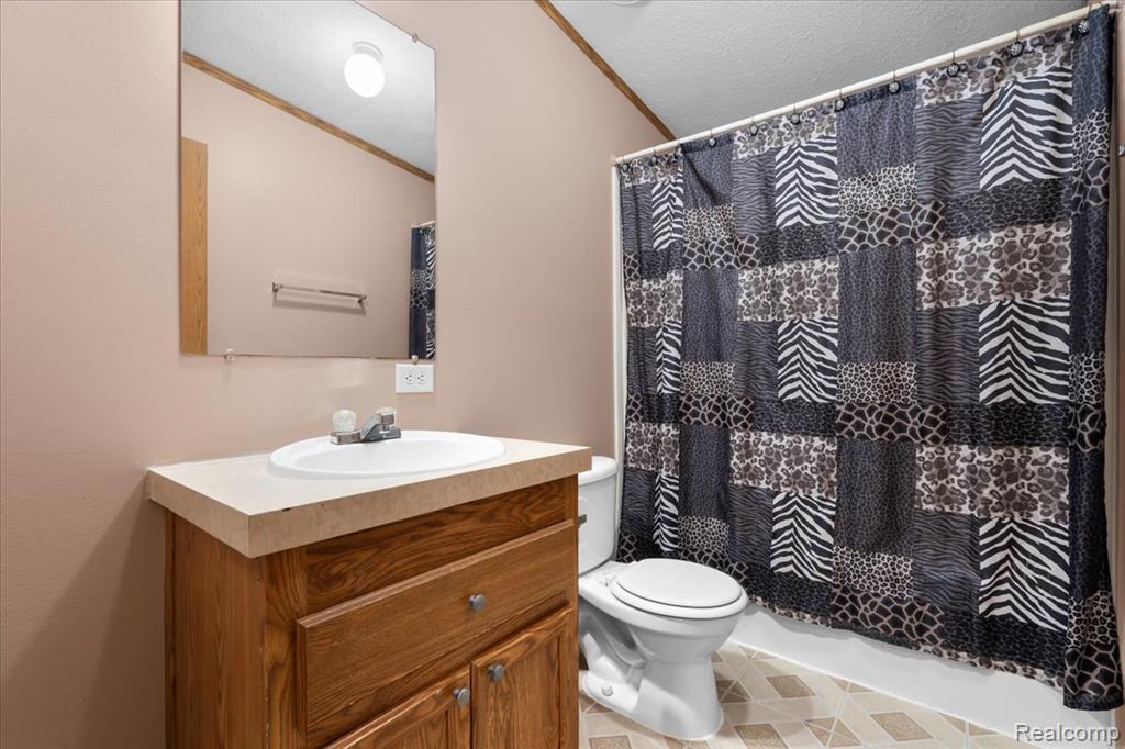 4477 Single Tree Drive, Howell, MI 48843 — Photo 20