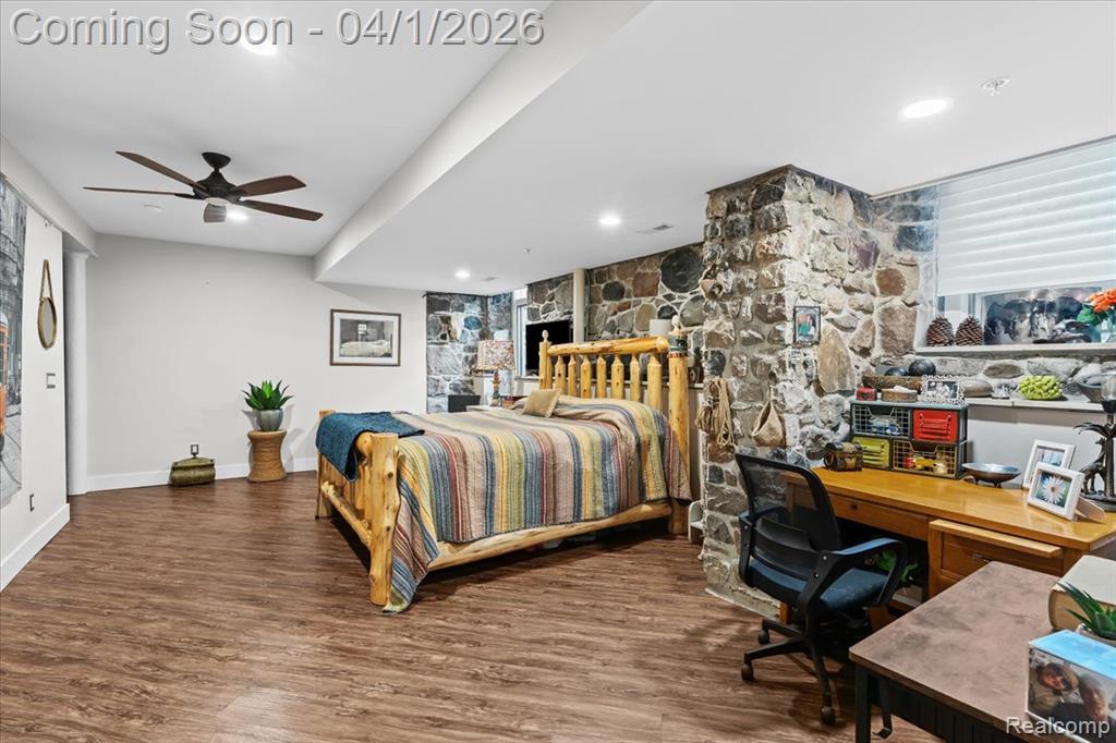217 E Commerce Street, Milford, MI 48381 — Photo 18