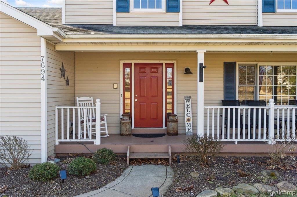 7694 THUNDER BAY Drive, Pinckney, MI 48169 — Photo 5