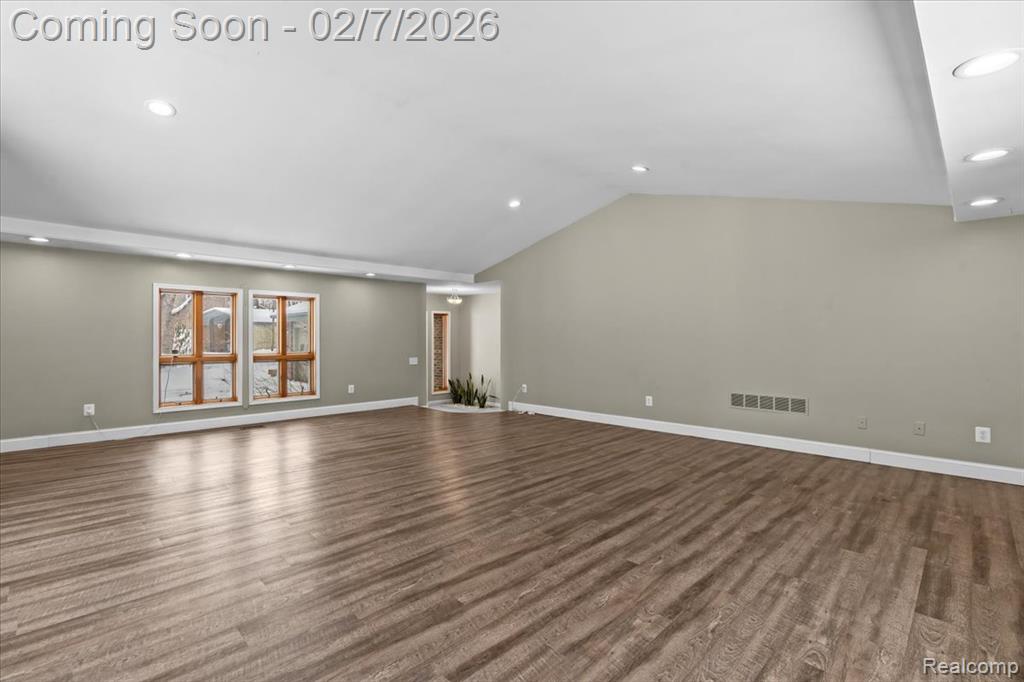 411 Rush Lake Road, Pinckney, MI 48169 — Photo 9