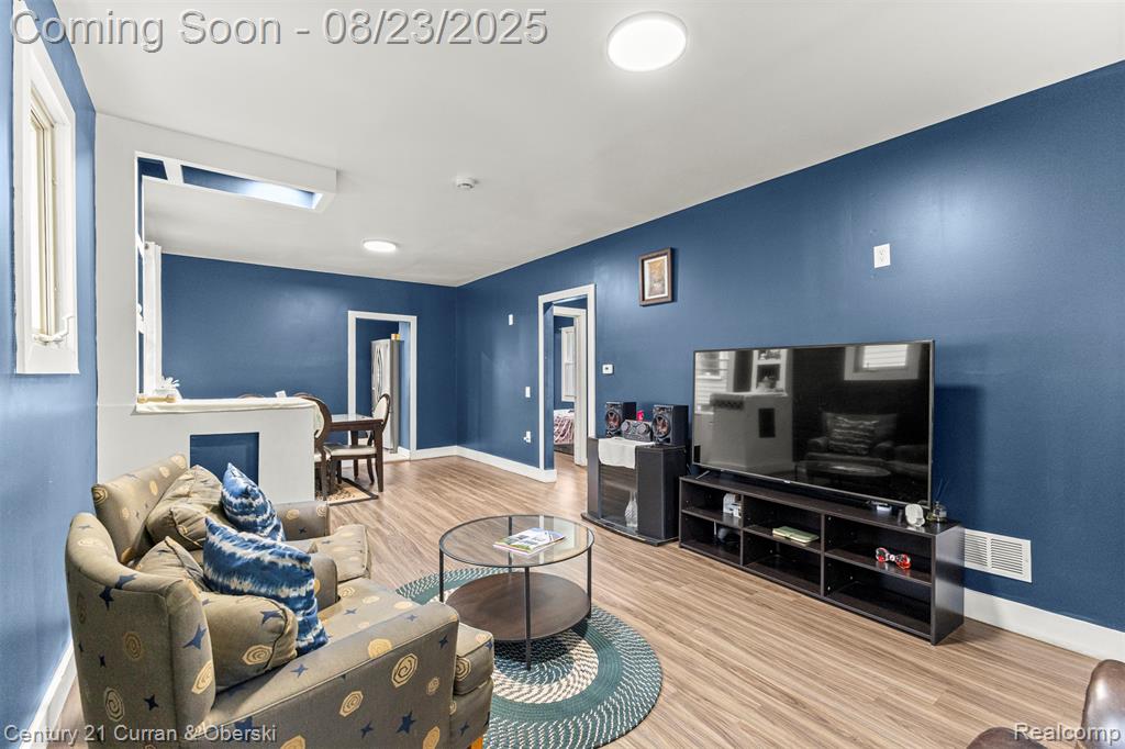 9311 Yellowstone Street, Detroit, MI 48204 — Photo 4
