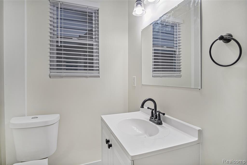 427 Melbourne, Detroit, MI 48202 — Photo 26