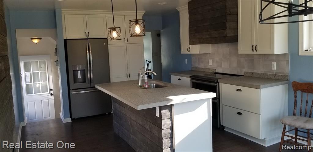 28936 Bridge Street, Garden City, MI — Photo 4
