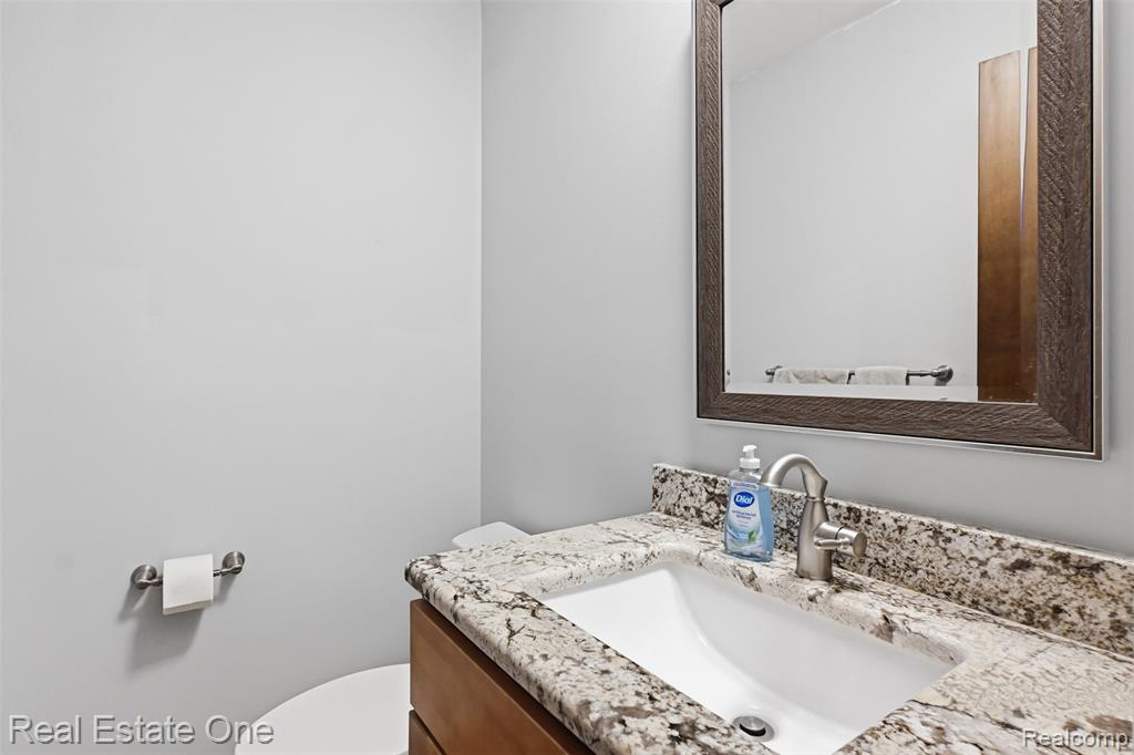 6920 Pontiac Trail, West Bloomfield, MI 48323 — Photo 19