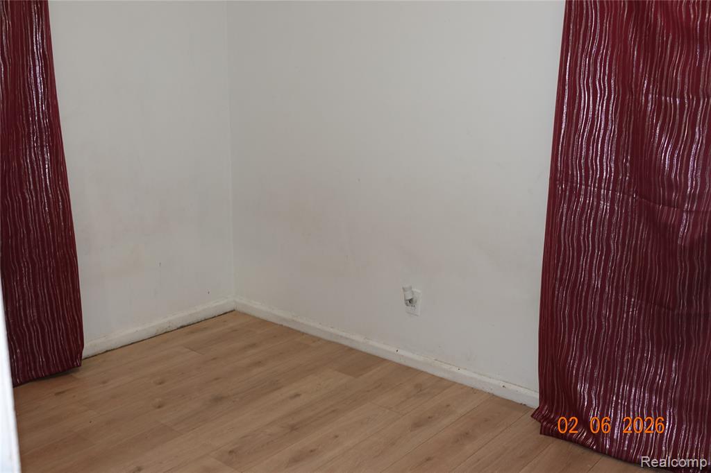 7828 WESTWOOD Street, Detroit, MI 48228 — Photo 12