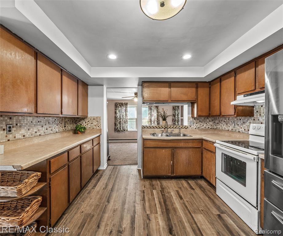 2185 Oakview Drive, Canton, MI 48187 — Photo 19