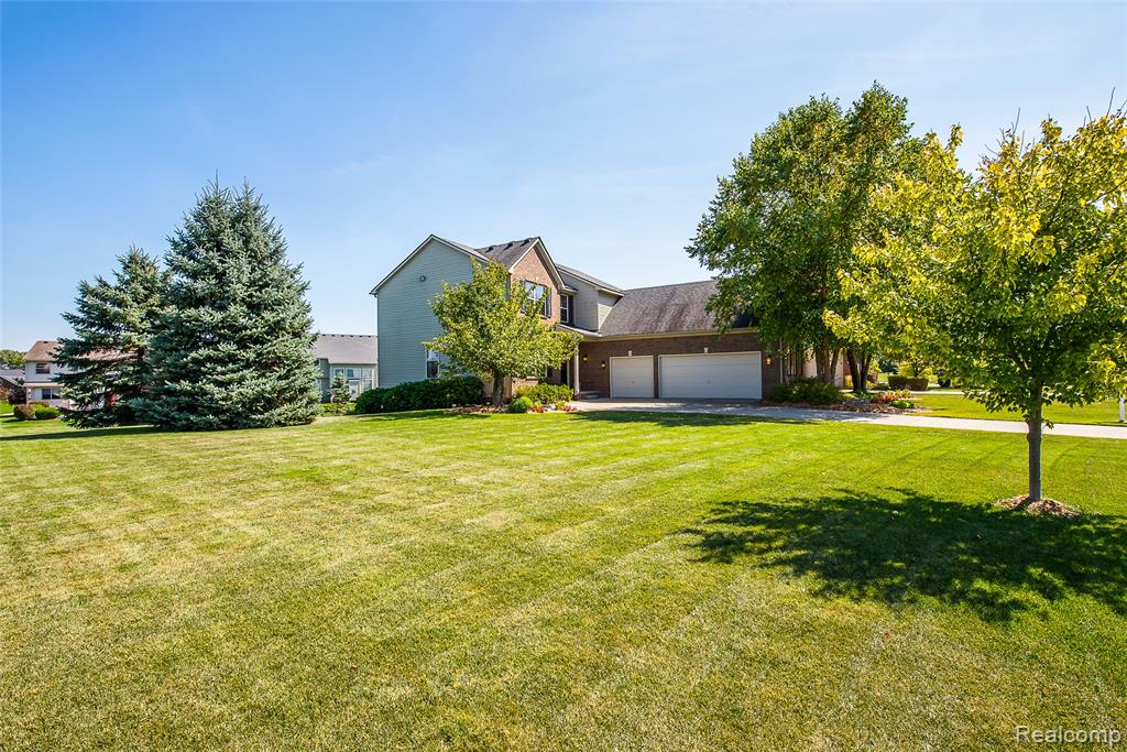58740 Carriage Lane, South Lyon, MI 48178 — Photo 25