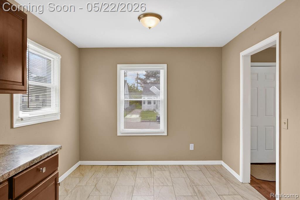 9160 Winthrop Street, Detroit, MI 48228 — Photo 18