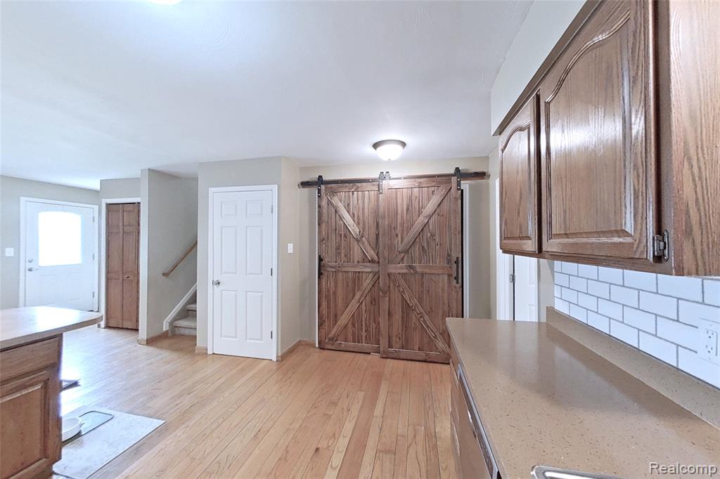 9100 Mayfred Drive, Pinckney, MI 48169 — Photo 5