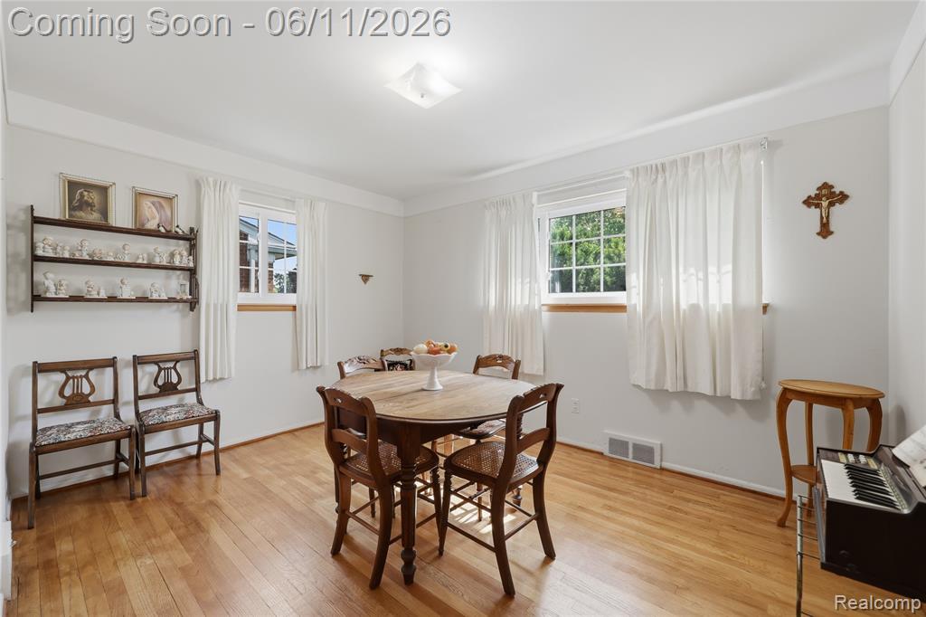 29609 Mark Avenue, Madison Heights, MI 48071 — Photo 23
