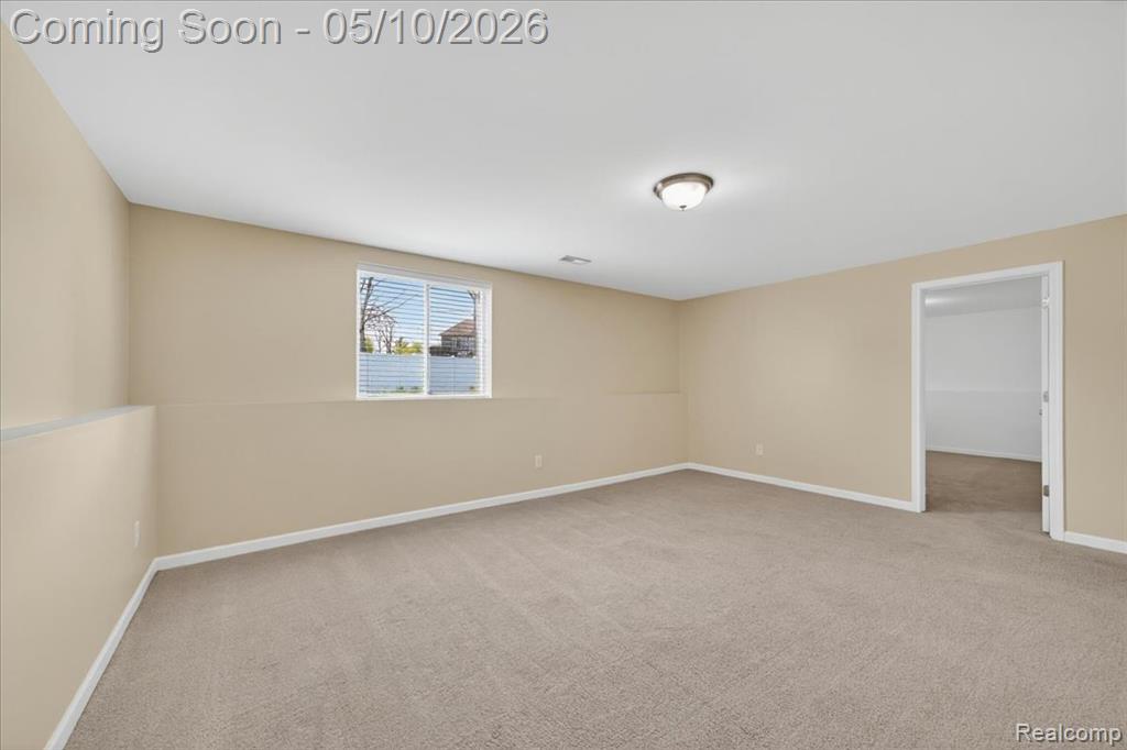 4366 Timber Line Lane, Grand Blanc, MI 48439 — Photo 24