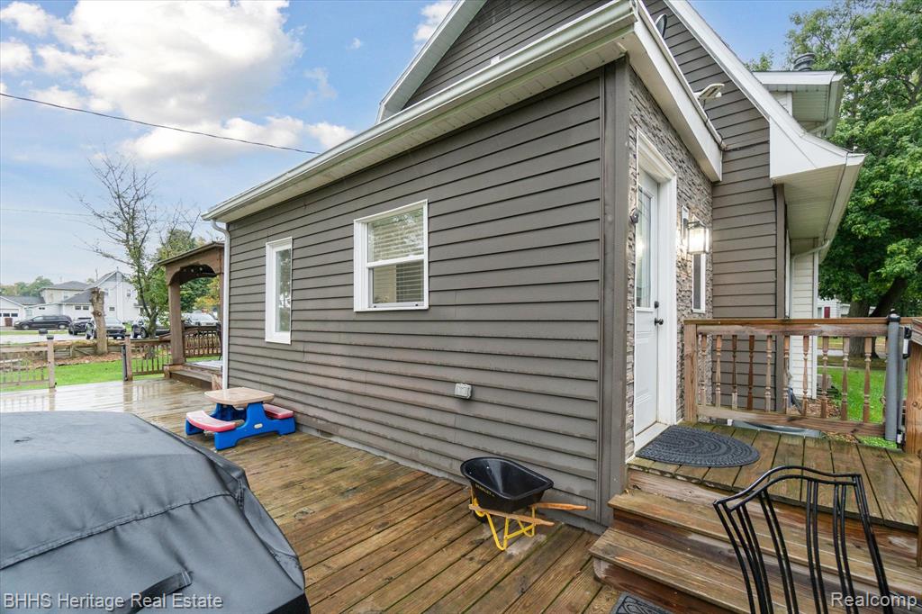 216 N SUMMIT, Webberville, MI 48892 — Photo 53