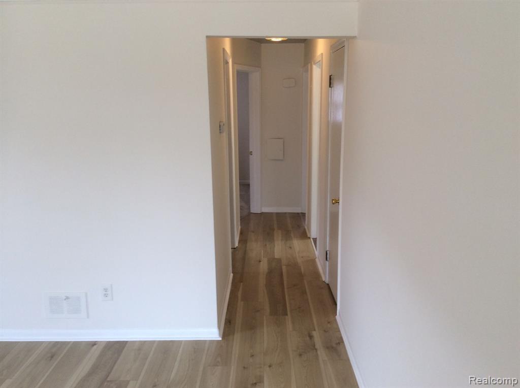 603 HIGHLAND Avenue N, Lincoln Park, MI 48146 — Photo 6