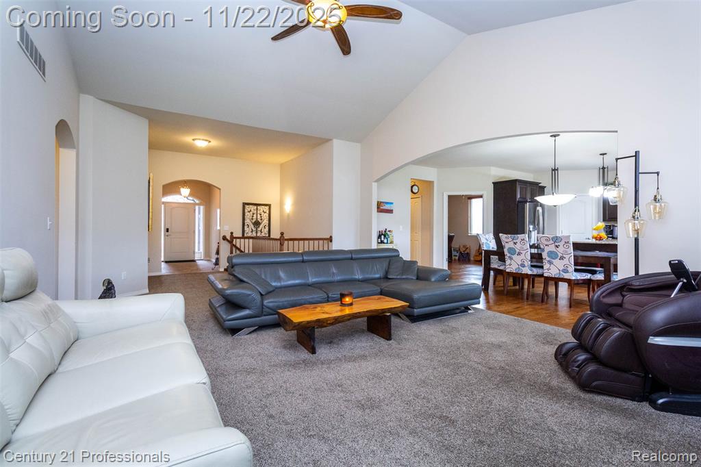 43835 Pheasant Lane, Clinton Twp, MI 48038 — Photo 10
