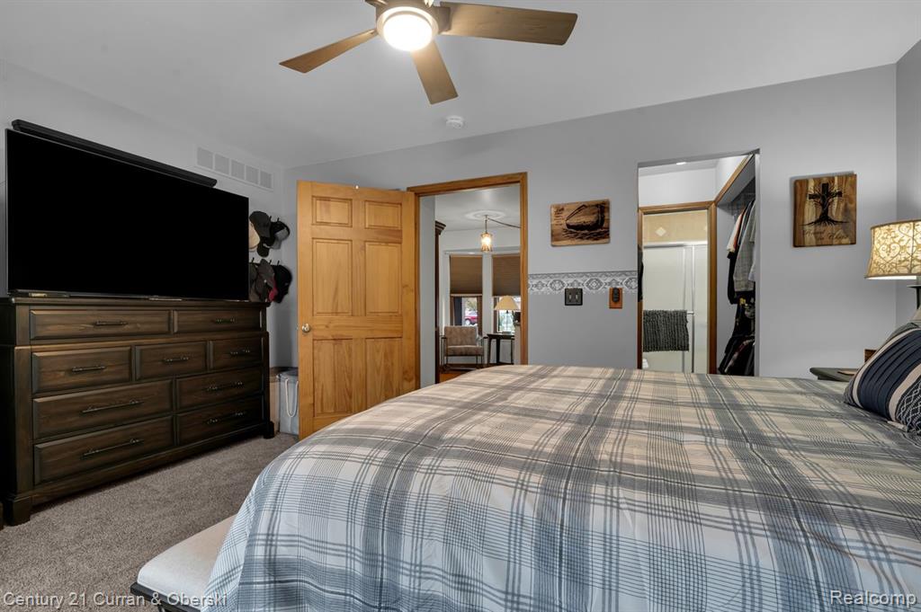 21539 Deerfield Drive, Woodhaven, MI 48183 — Photo 19