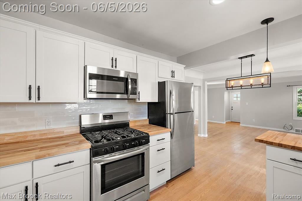 6431 Prairie Lawn, Waterford, MI 48329 — Photo 14