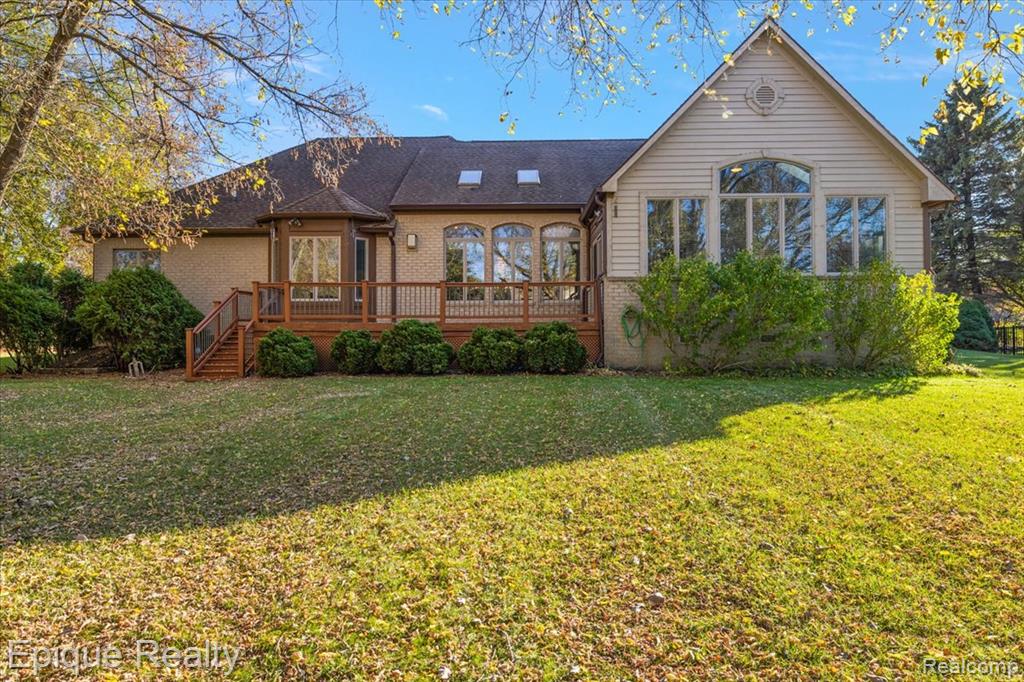 374 Oakbridge Drive, Oakland, MI 48306 — Photo 63