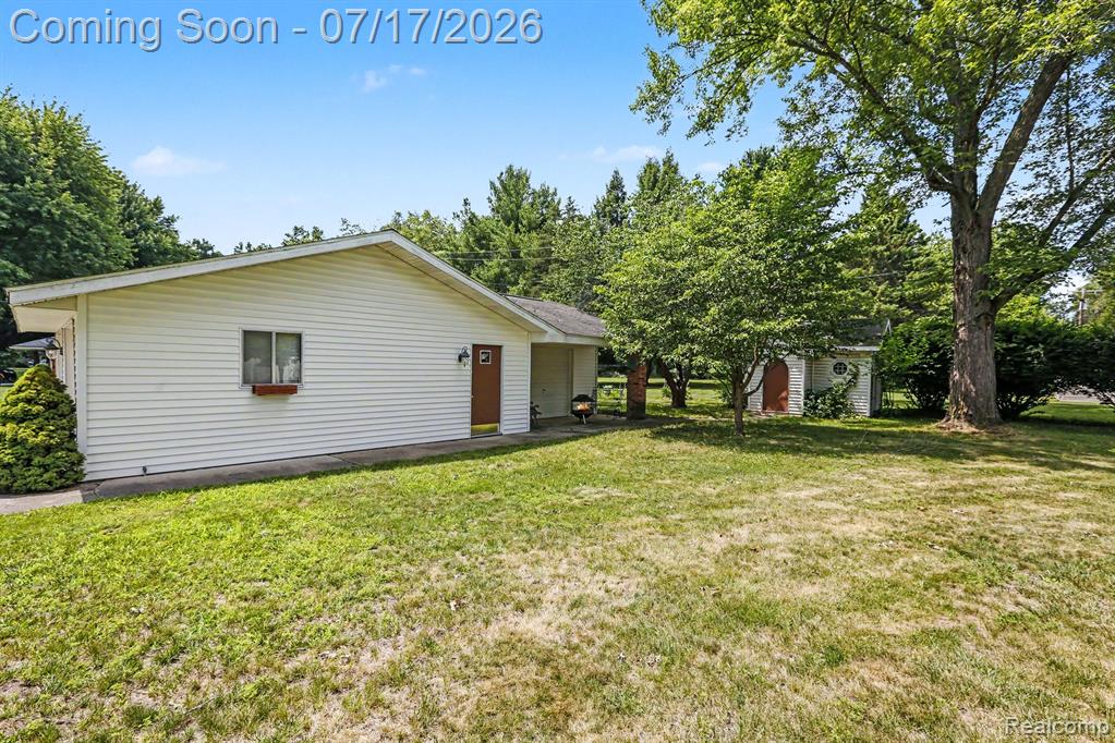 17450 Martinsville Road, Belleville, MI 48111 — Photo 21