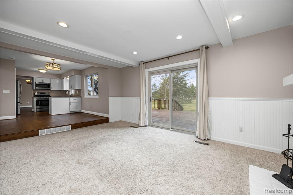 864 Dressler Lane, Rochester Hills, MI 48307 — Photo 18