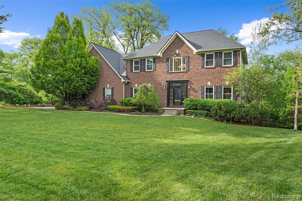 10099 Fernbrooke Drive, Brighton, MI 48116 — Photo 3