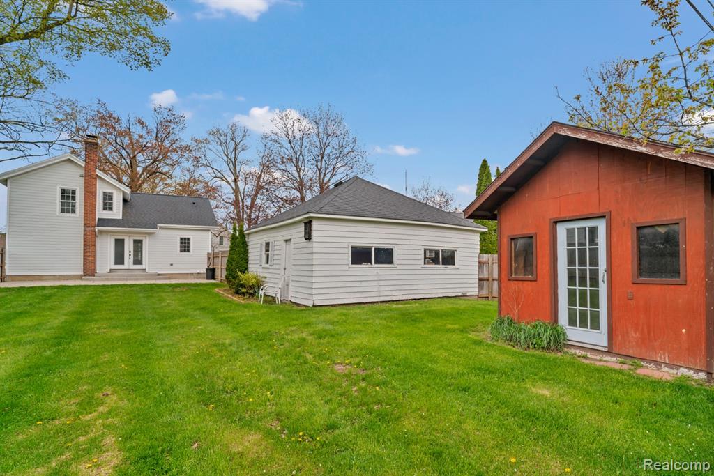 209 S Bristol Street, Almont, MI 48003 — Photo 44