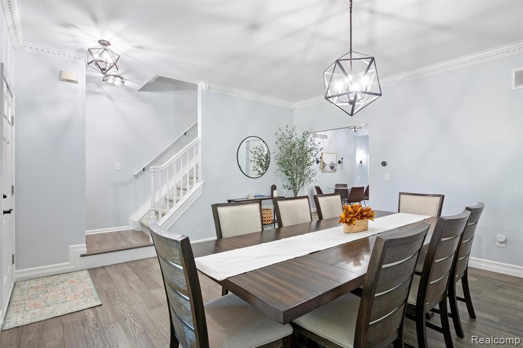 7992 THORNHILL Drive, Ypsilanti, MI 48197 — Photo 9